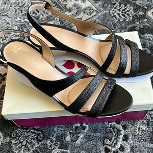 New! NATURALIZER N5 Contour